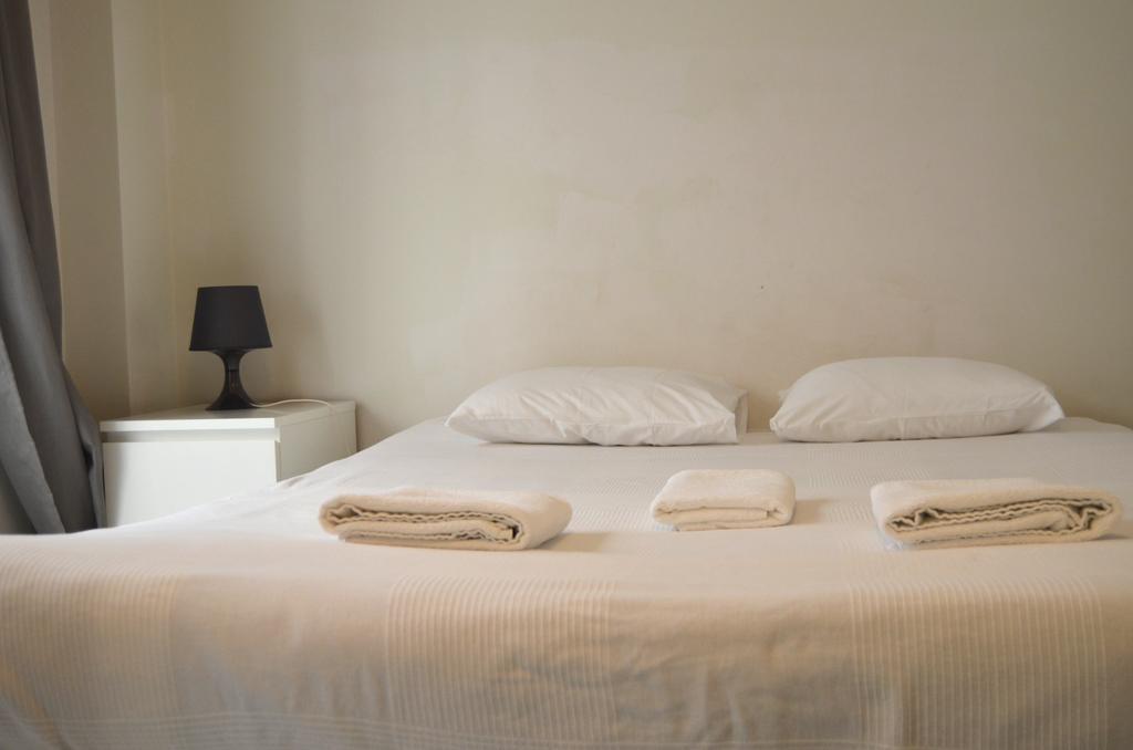 Apartamentos Canasteros Málaga Szoba fotó